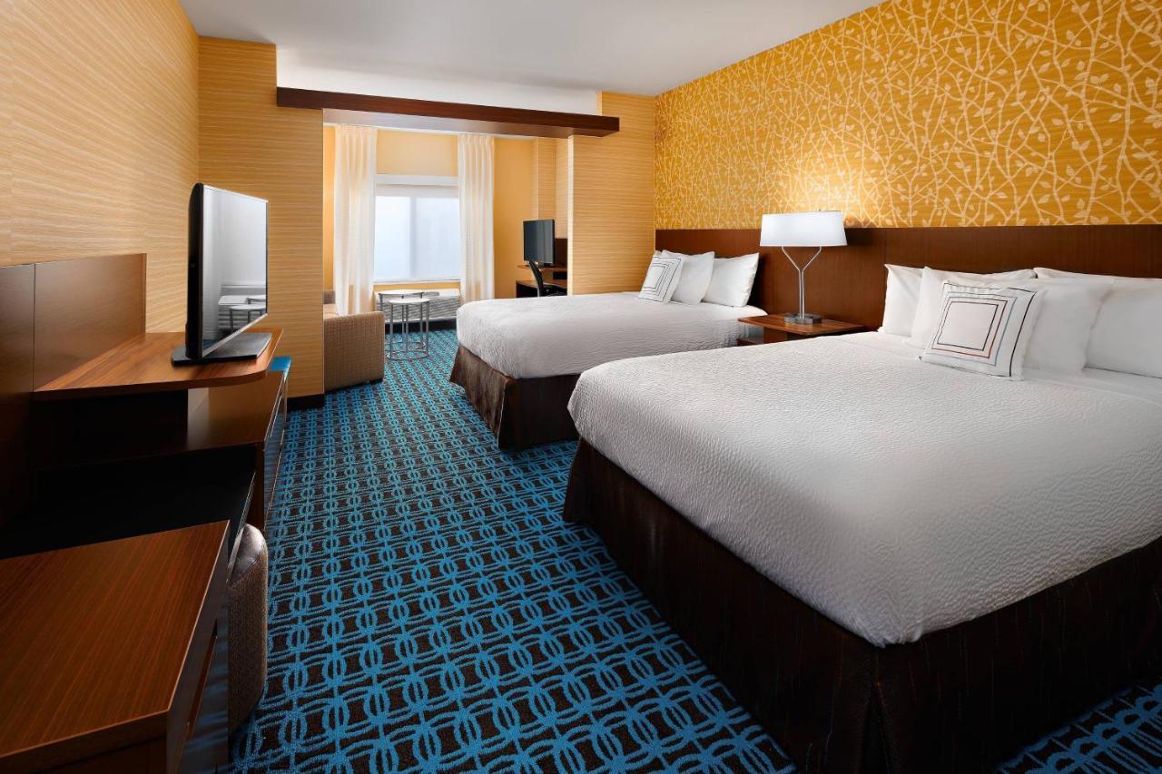 Fairfield & By Marriott Yosemite International Airport